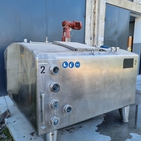 5000 L, horizonal, square tank, agitator, ss